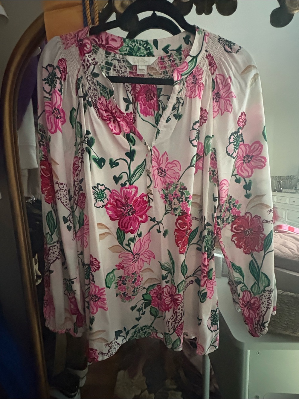 Lilly Pulitzer elsa coconut safari size large silk top. Worn once